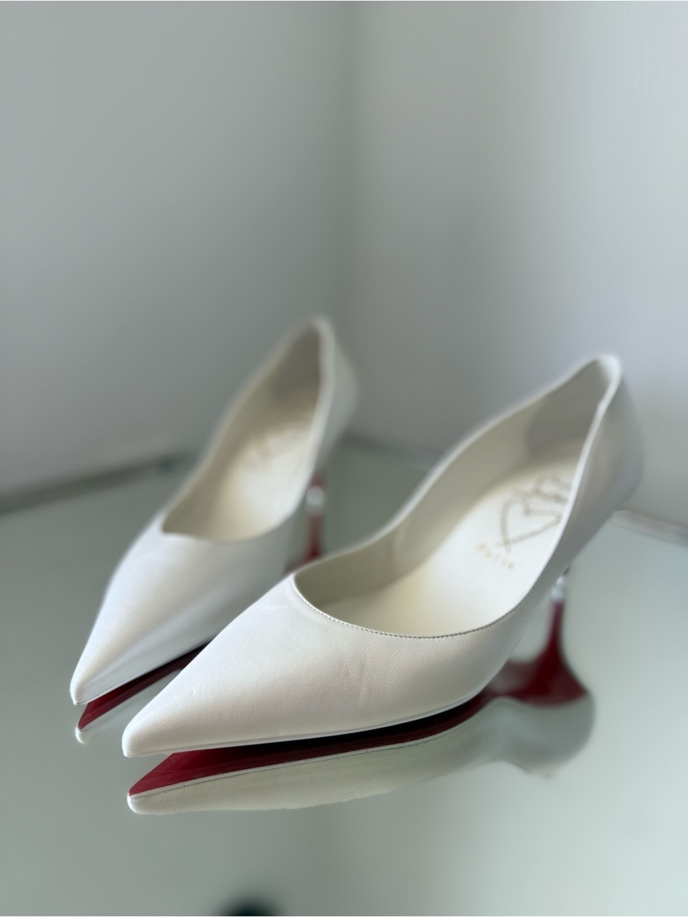 Christian Louboutin White Pointed-Toe Pumps with Red Heel - Picture 7 of 14
